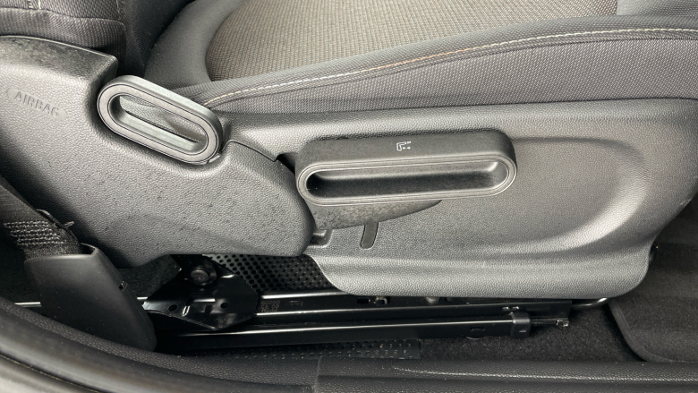 MINI Hatchback 1.5 Cooper Classic Premium 5dr Auto Petrol Hatchback